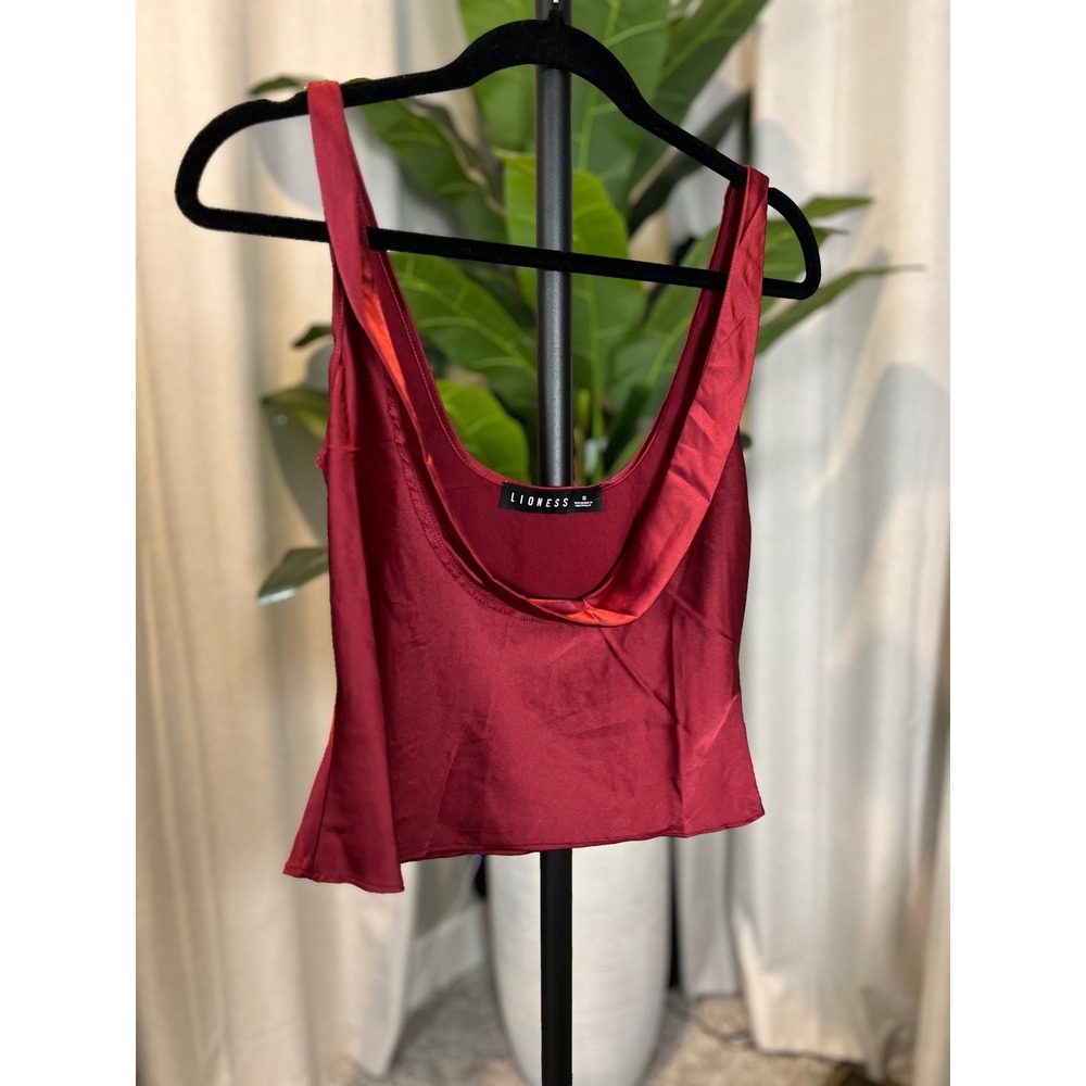 Lioness Burgundy Satin Scoop Neck Camisole Top Size S Wine Red Cowl Tank